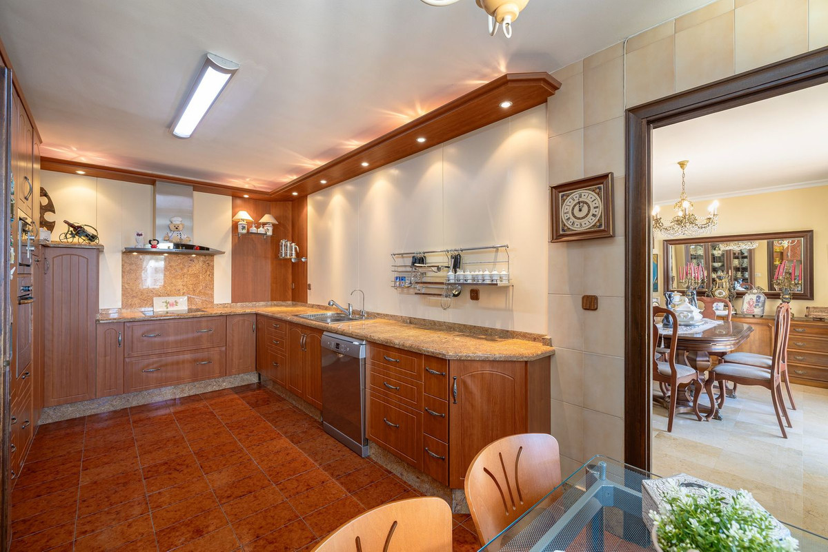 3 Bed Apartment for sale in Benalmadena Costa Del Sol, Málaga, Spain