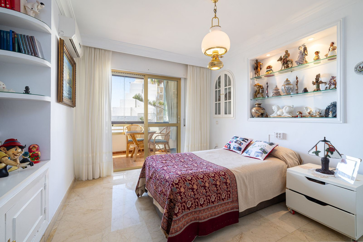 3 Bed Apartment for sale in Benalmadena Costa Del Sol, Málaga, Spain