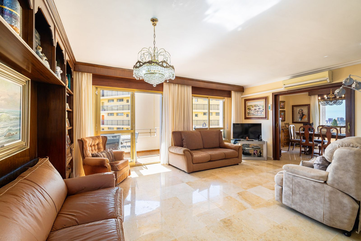 3 Bed Apartment for sale in Benalmadena Costa Del Sol, Málaga, Spain