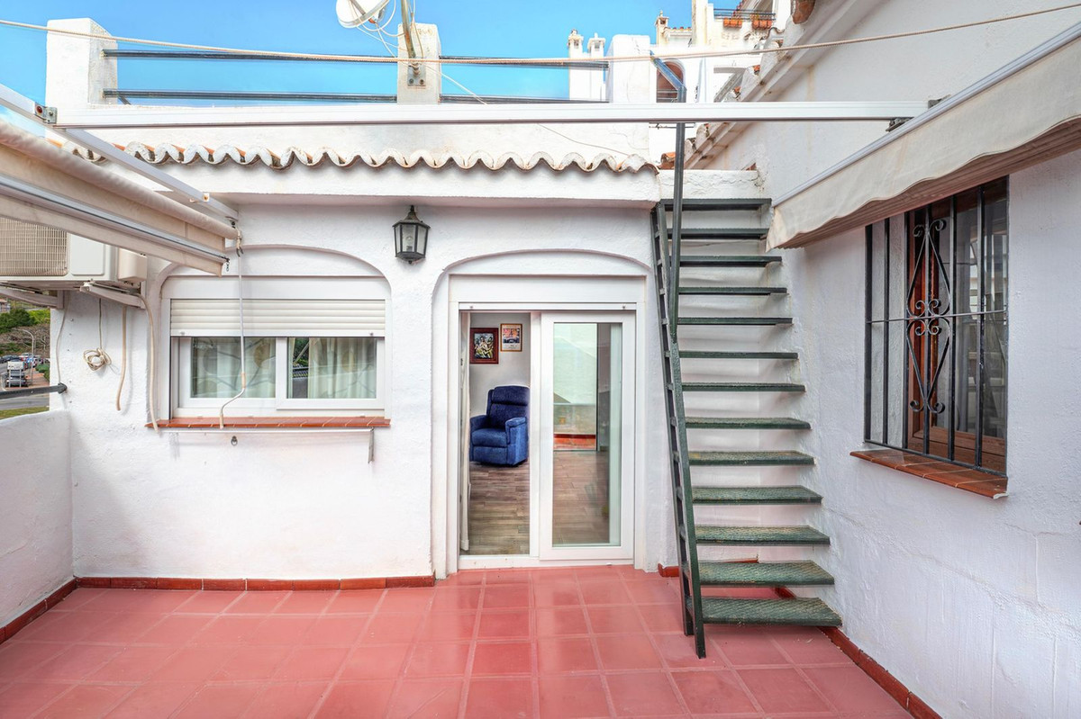2 Bed Apartment for sale in Benalmadena Costa Del Sol, Málaga, Spain