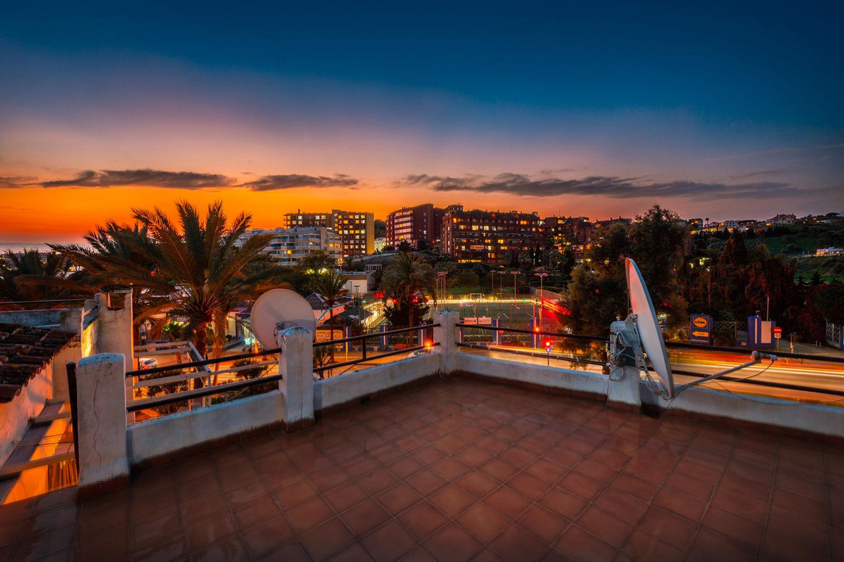 2 Bed Apartment for sale in Benalmadena Costa Del Sol, Málaga, Spain