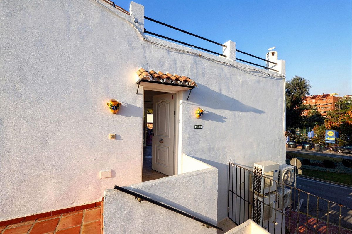 2 Bed Apartment for sale in Benalmadena Costa Del Sol, Málaga, Spain