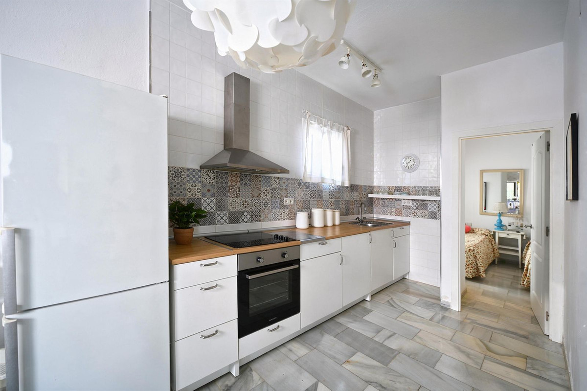 2 Bed Apartment for sale in Benalmadena Costa Del Sol, Málaga, Spain