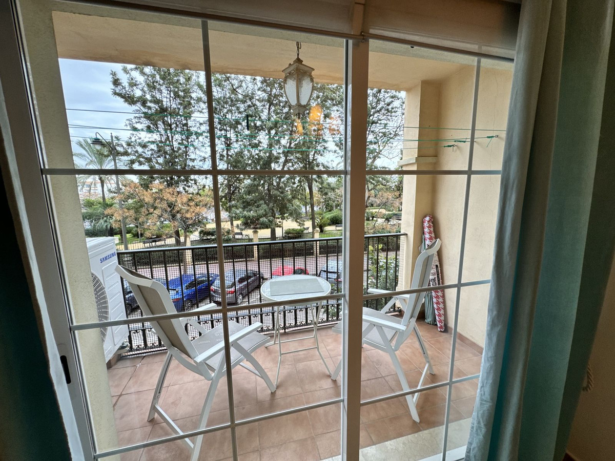 2 Bed Apartment for sale in Estepona Costa Del Sol, Málaga, Spain