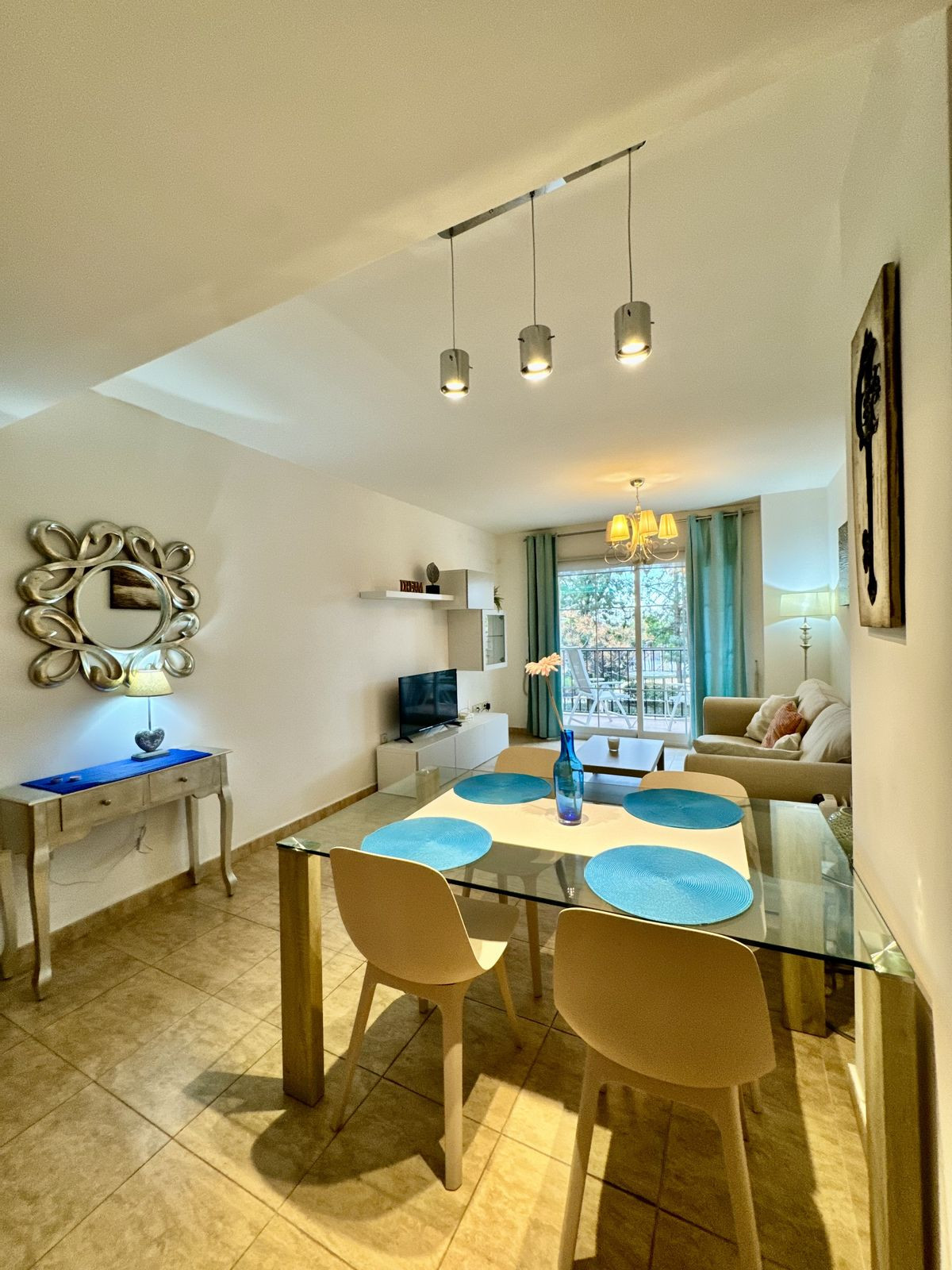 2 Bed Apartment for sale in Estepona Costa Del Sol, Málaga, Spain