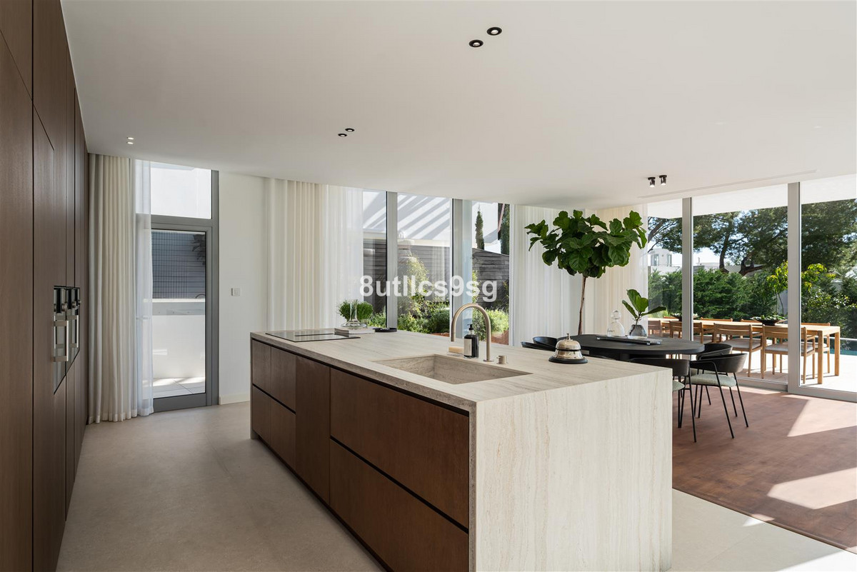 Se vende Pareada de 4 dormitorios en Costa Del Sol, Málaga, España