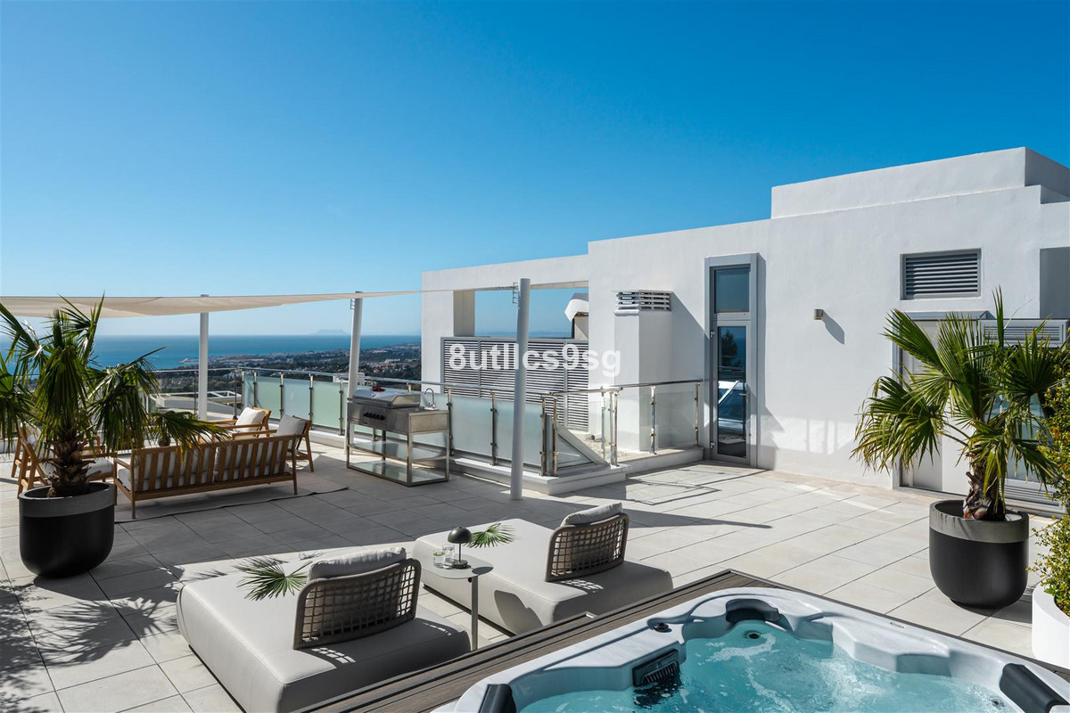 Se vende Pareada de 4 dormitorios en Costa Del Sol, Málaga, España