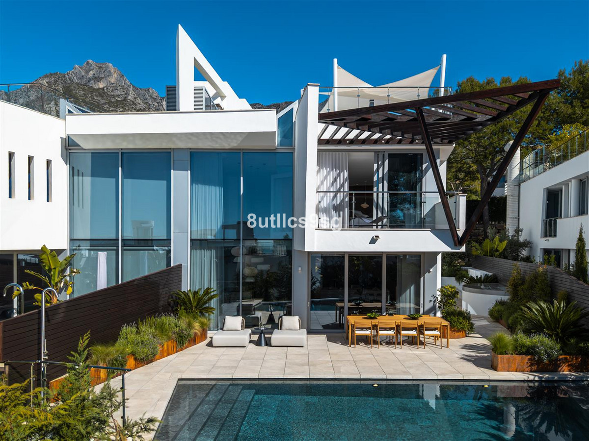 Se vende Pareada de 4 dormitorios en Costa Del Sol, Málaga, España