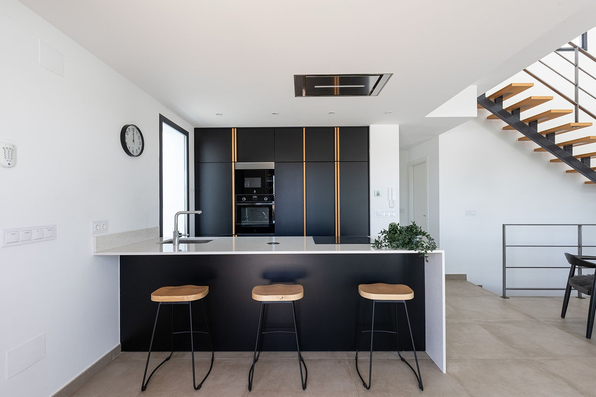 Se vende Villa - Chalet de 3 dormitorios en Costa Blanca, Alicante, España