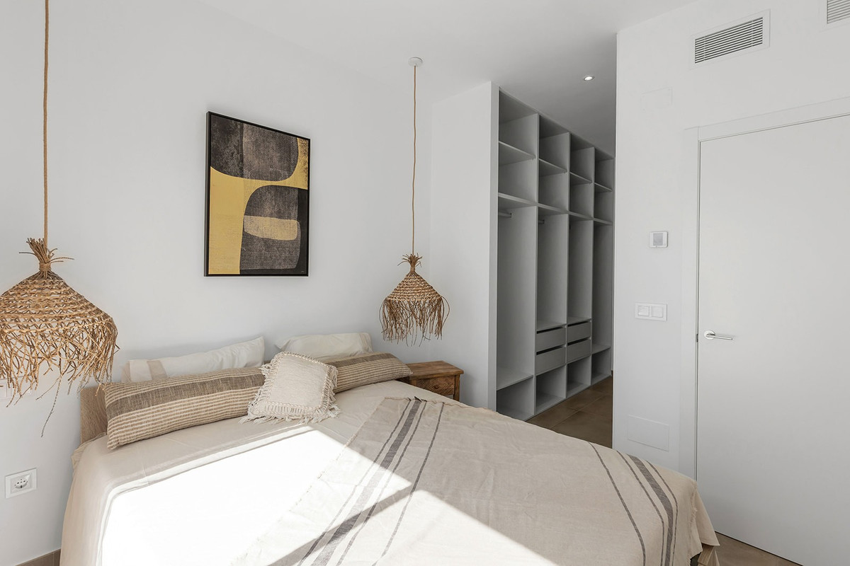 Se vende Villa - Chalet de 3 dormitorios en Costa Blanca, Alicante, España