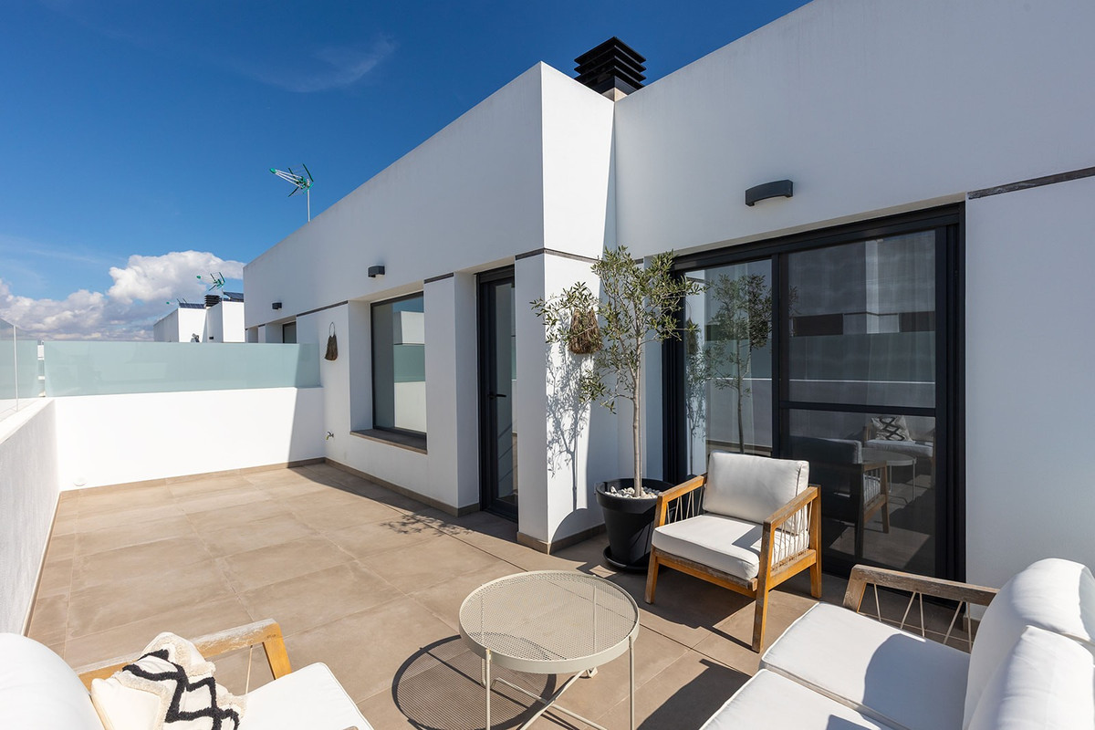 Se vende Villa - Chalet de 3 dormitorios en Costa Blanca, Alicante, España