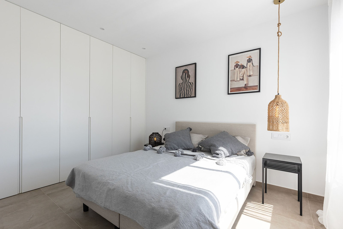 Se vende Villa - Chalet de 3 dormitorios en Costa Blanca, Alicante, España