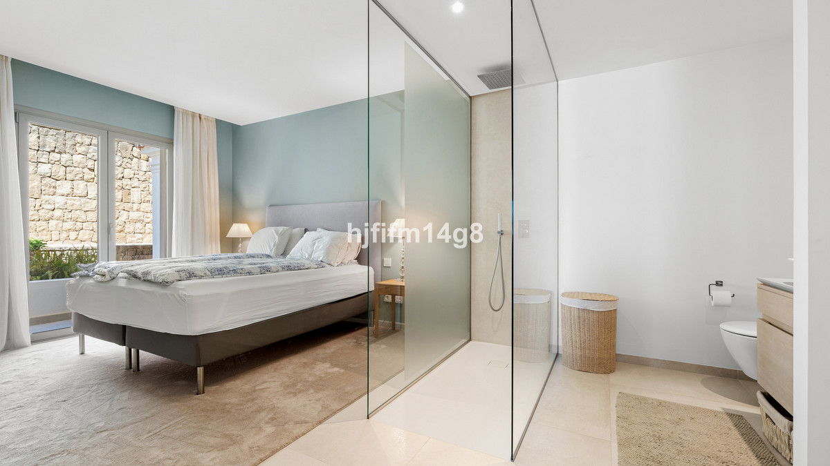 3 Bed Apartment for sale in Nueva Andalucía Costa Del Sol, Málaga, Spain