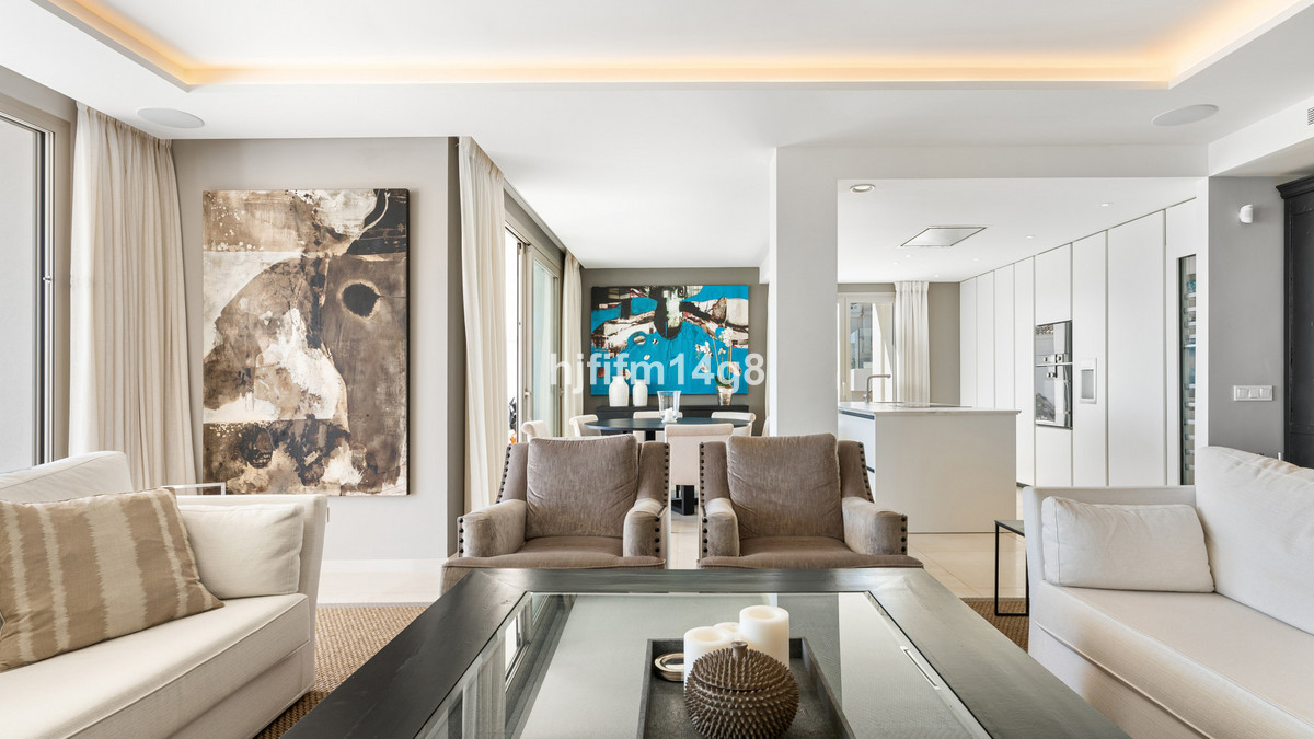 3 Bed Apartment for sale in Nueva Andalucía Costa Del Sol, Málaga, Spain