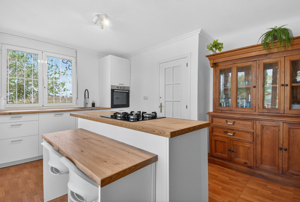Se vende Finca - Cortijo de 5 dormitorios en Costa Blanca, Alicante, España