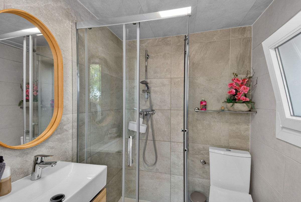 Se vende Finca - Cortijo de 5 dormitorios en Costa Blanca, Alicante, España