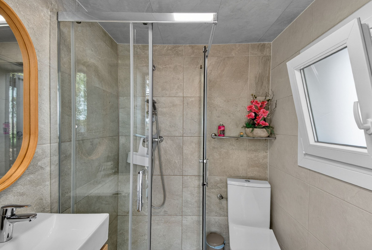 Se vende Finca - Cortijo de 5 dormitorios en Costa Blanca, Alicante, España