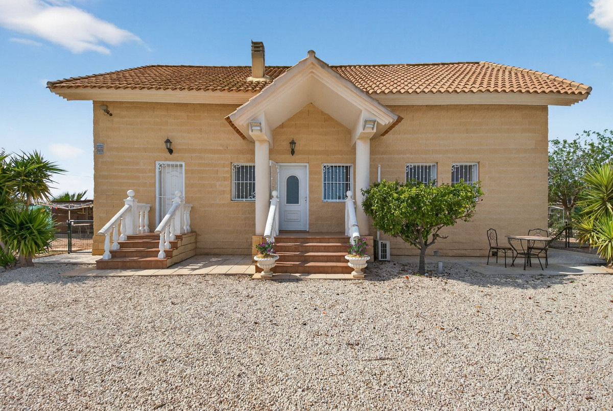 Se vende Finca - Cortijo de 5 dormitorios en Costa Blanca, Alicante, España