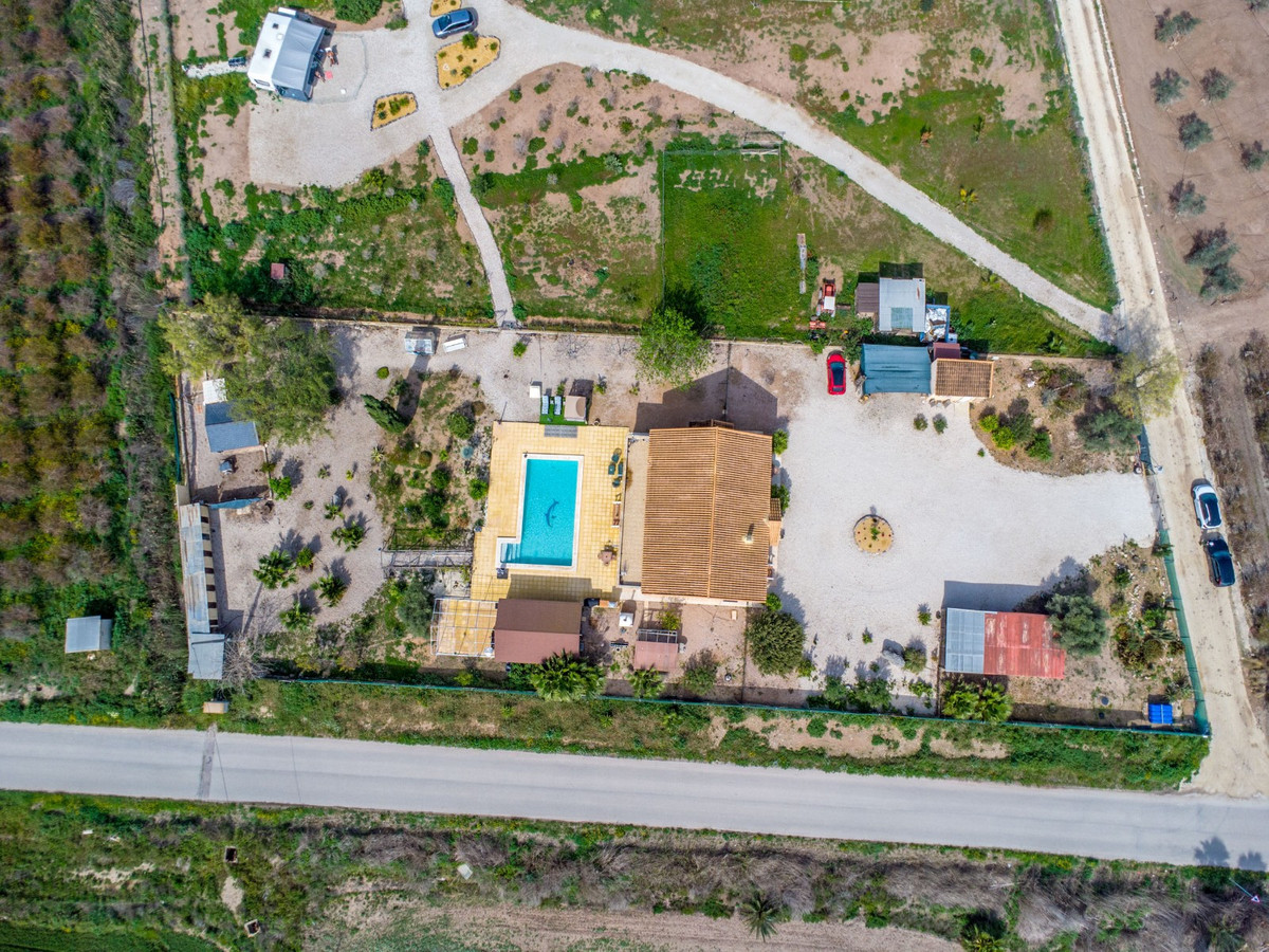 Se vende Finca - Cortijo de 5 dormitorios en Costa Blanca, Alicante, España