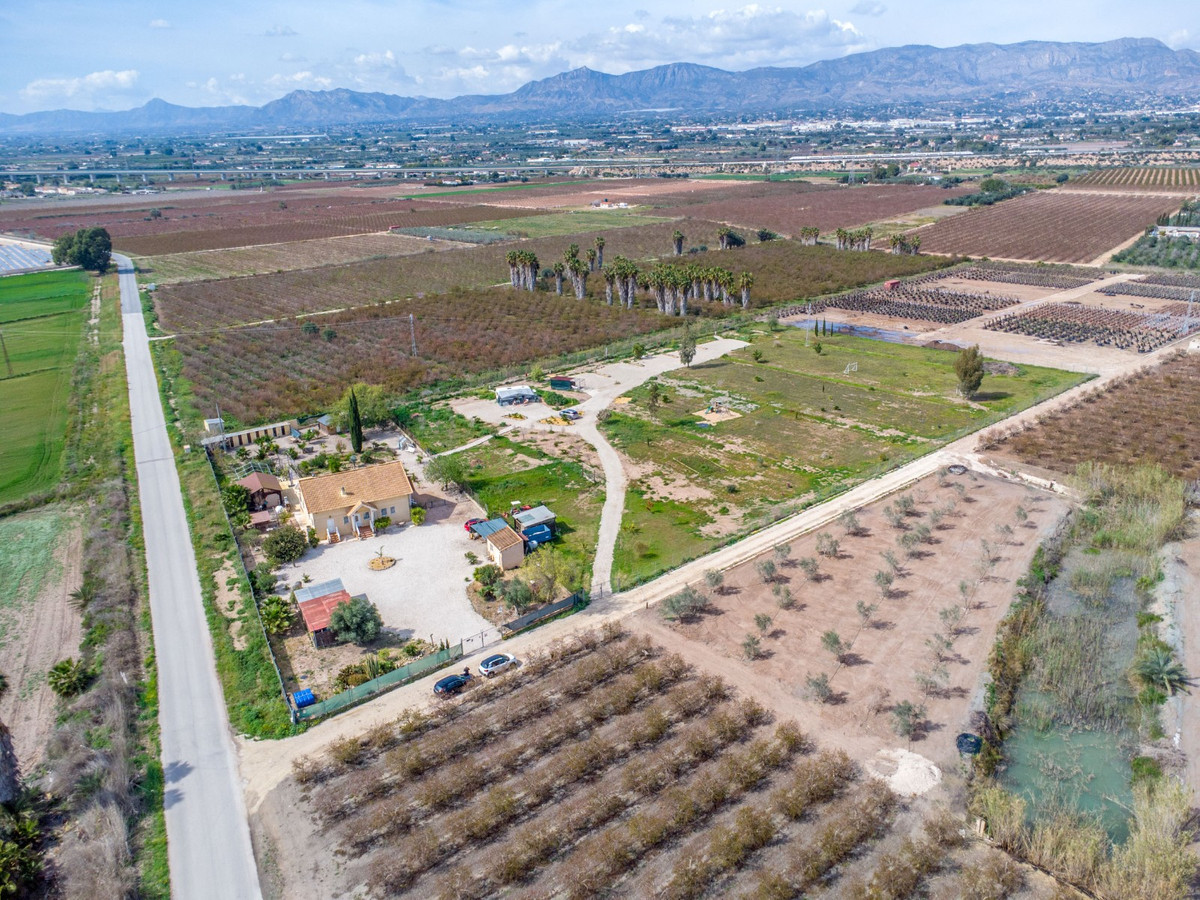 Se vende Finca - Cortijo de 5 dormitorios en Costa Blanca, Alicante, España