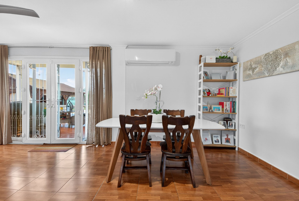 Se vende Finca - Cortijo de 5 dormitorios en Costa Blanca, Alicante, España