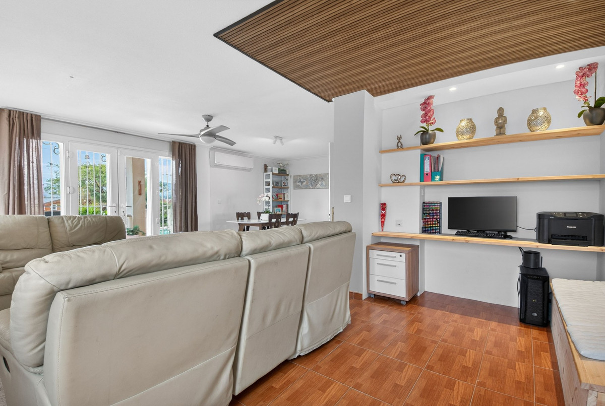 Se vende Finca - Cortijo de 5 dormitorios en Costa Blanca, Alicante, España