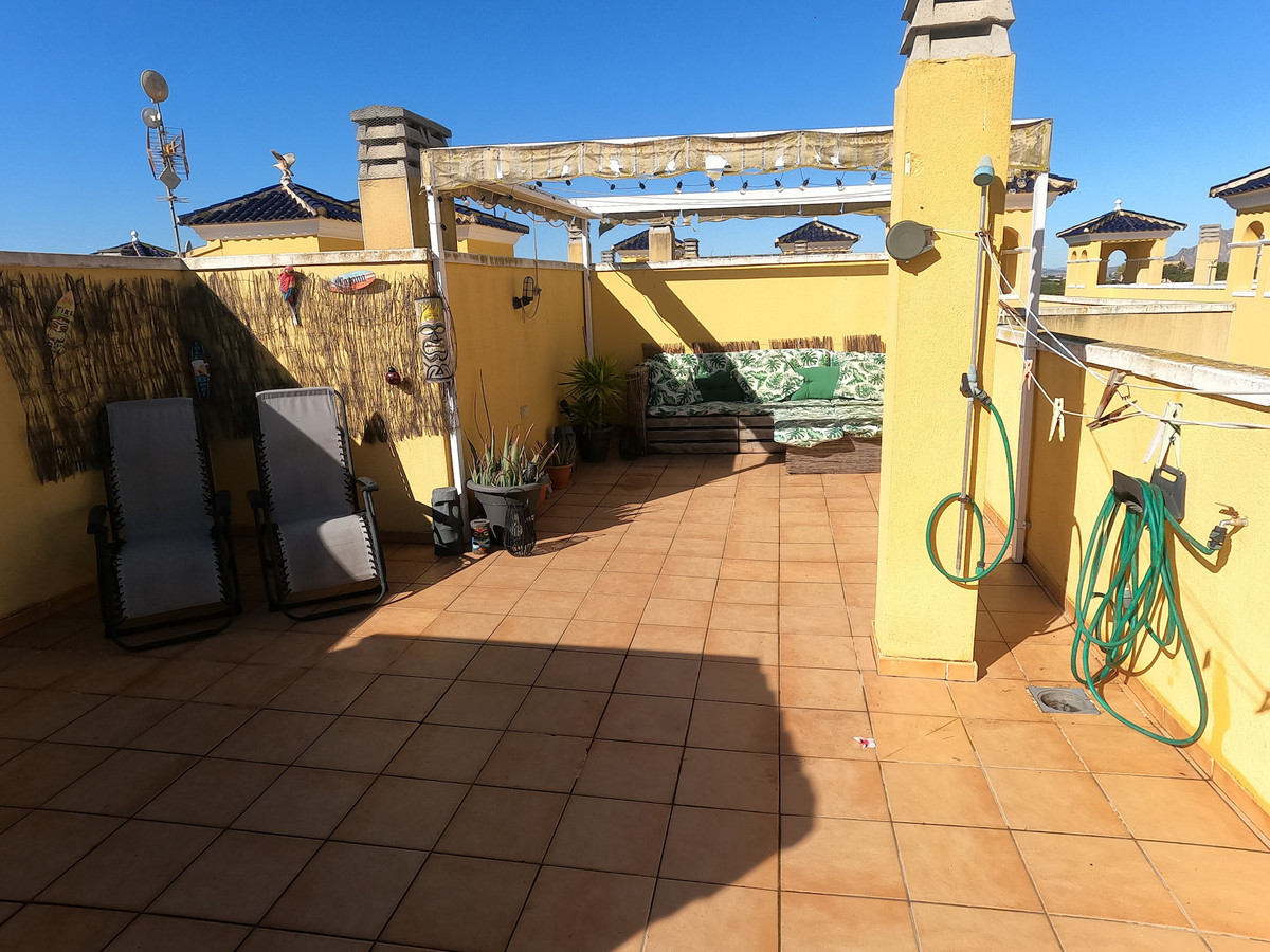 Se vende Apartamento Planta Media de 2 dormitorios en Costa Blanca, Alicante, España