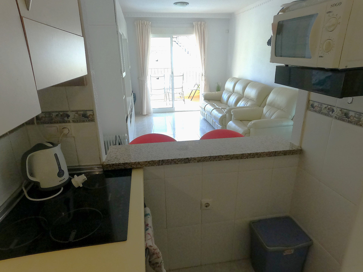 Se vende Apartamento Planta Media de 2 dormitorios en Costa Blanca, Alicante, España