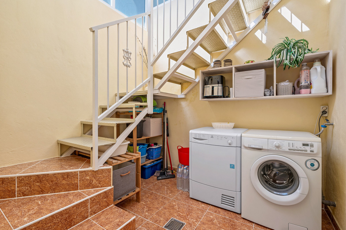 3 Bed Townhouse for sale in La Marina Costa Blanca, Alicante, Spain