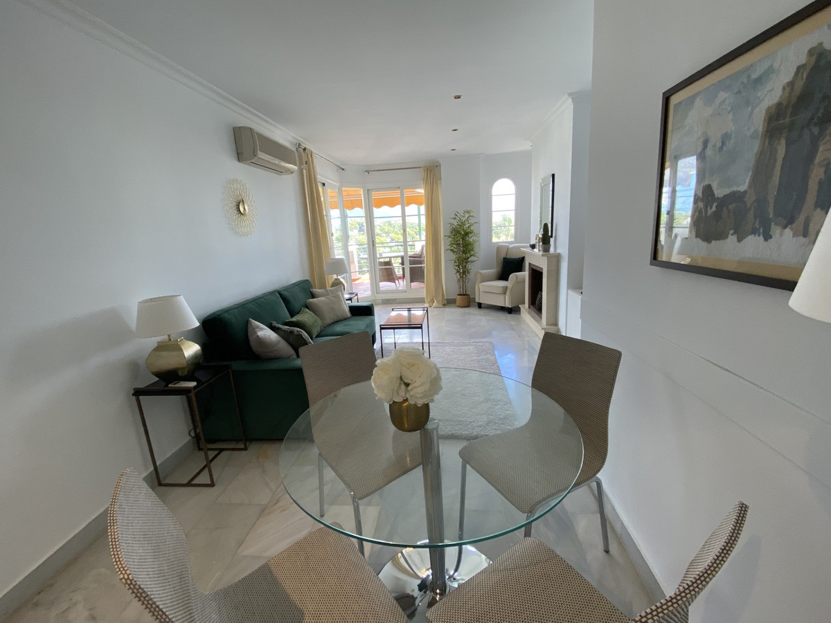 Se vende Apartamento Planta Media de 2 dormitorios en Costa Del Sol, Málaga, España