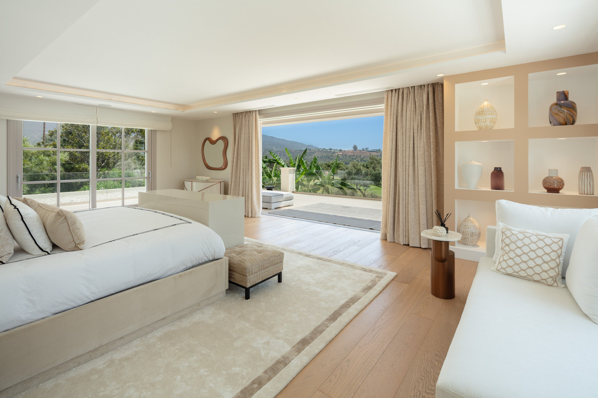 Se vende Villa - Chalet de 6 dormitorios en Costa Del Sol, Málaga, España