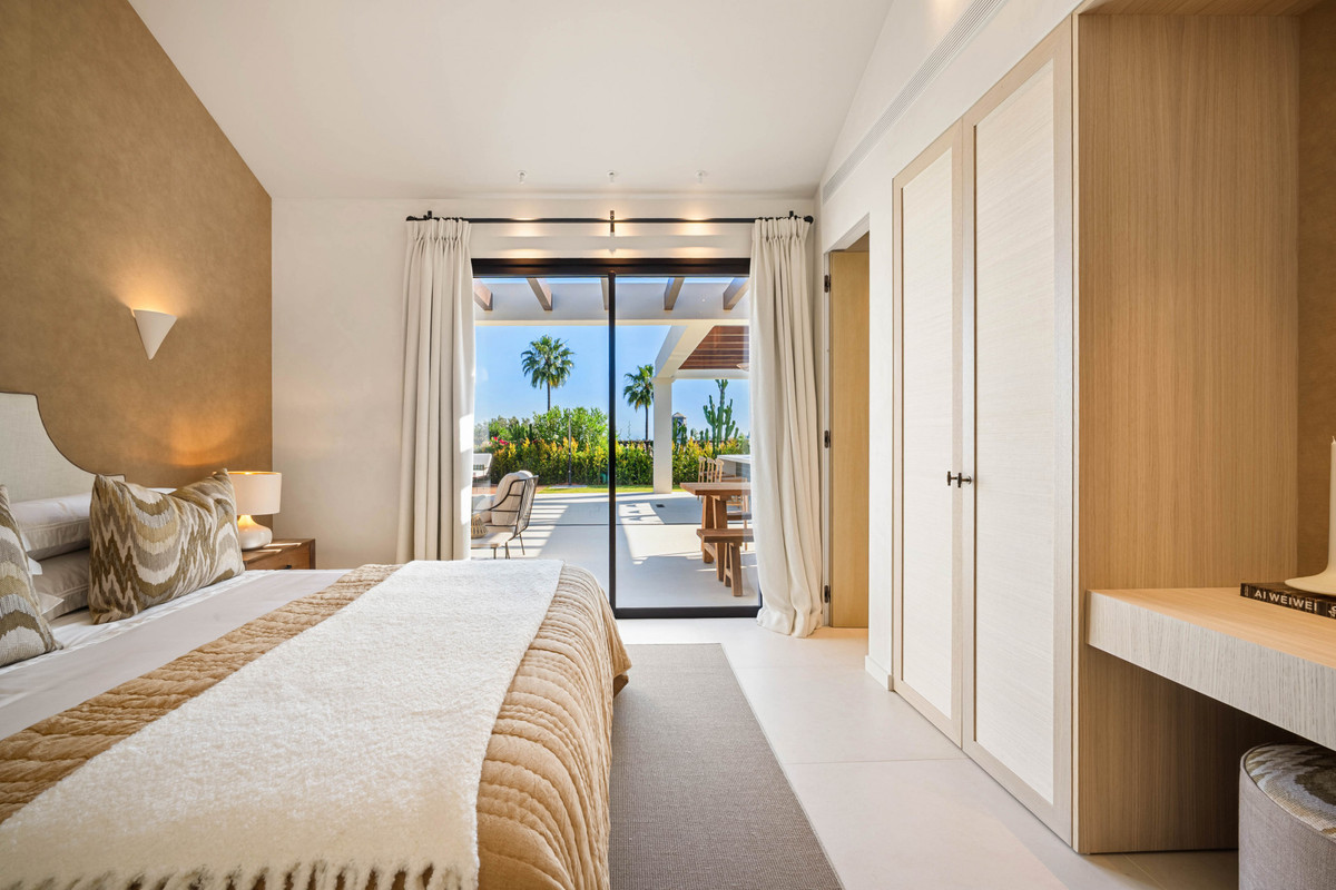 Se vende Villa - Chalet de 4 dormitorios en Costa Del Sol, Málaga, España