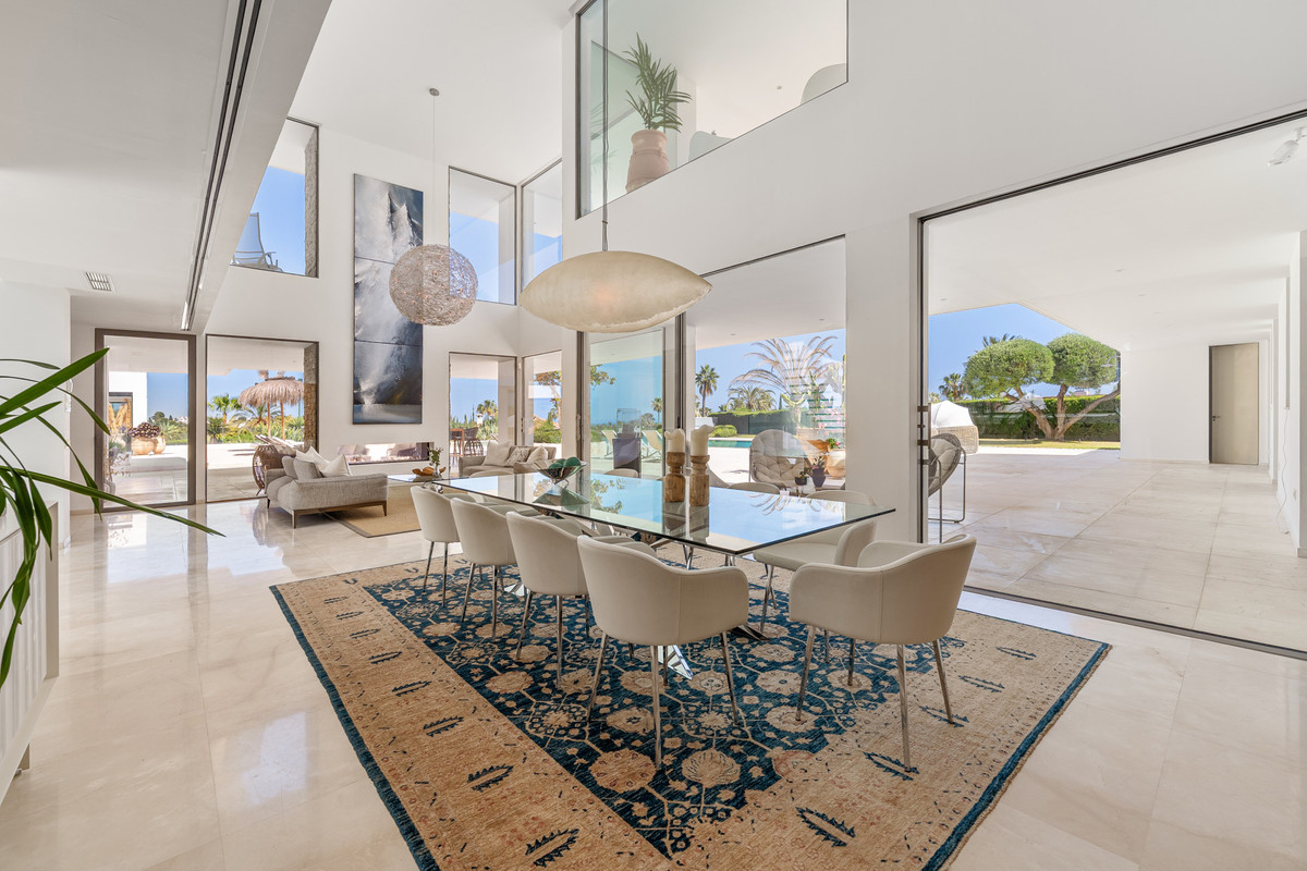 Se vende Villa - Chalet de 7 dormitorios en Costa Del Sol, Málaga, España