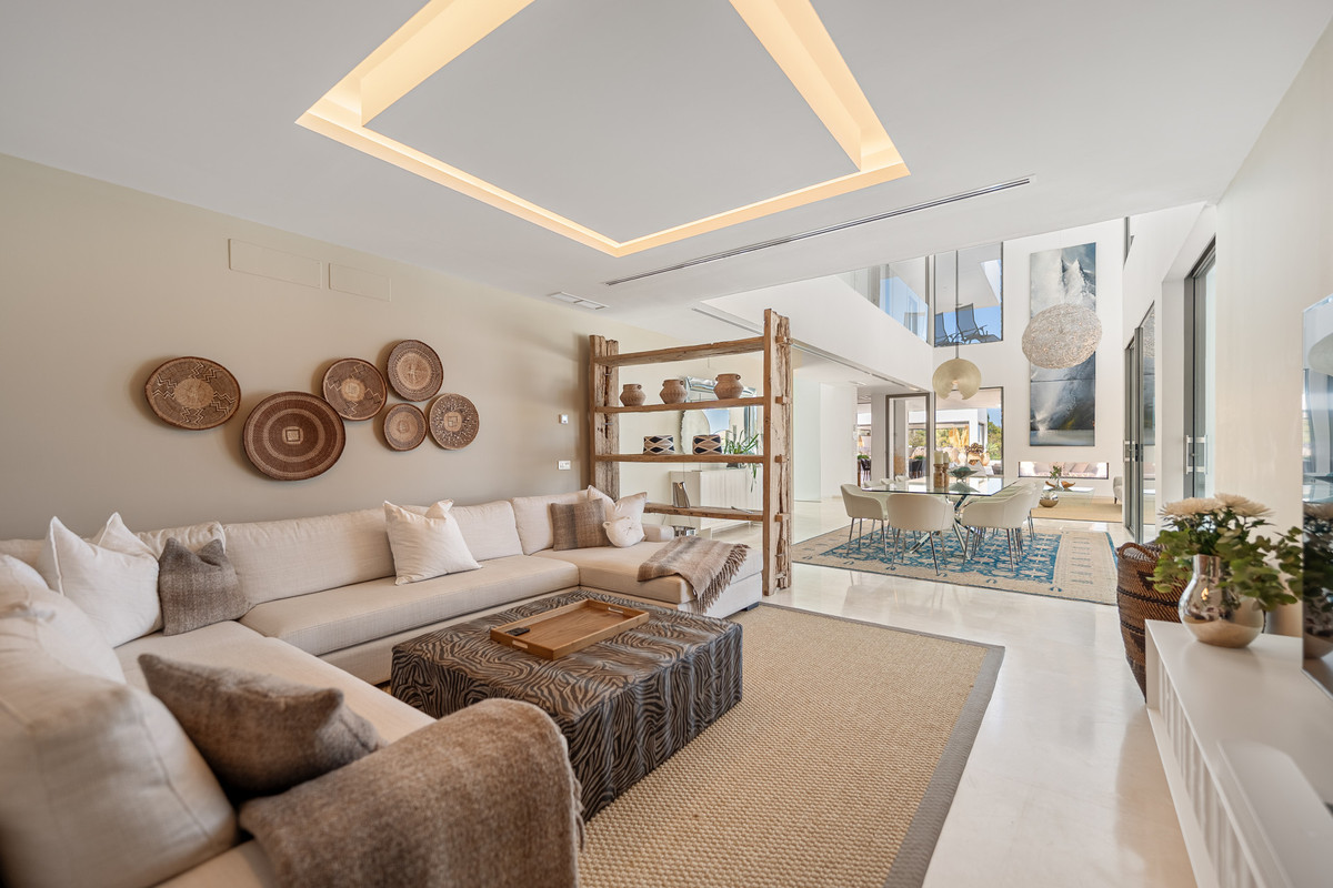 Se vende Villa - Chalet de 7 dormitorios en Costa Del Sol, Málaga, España