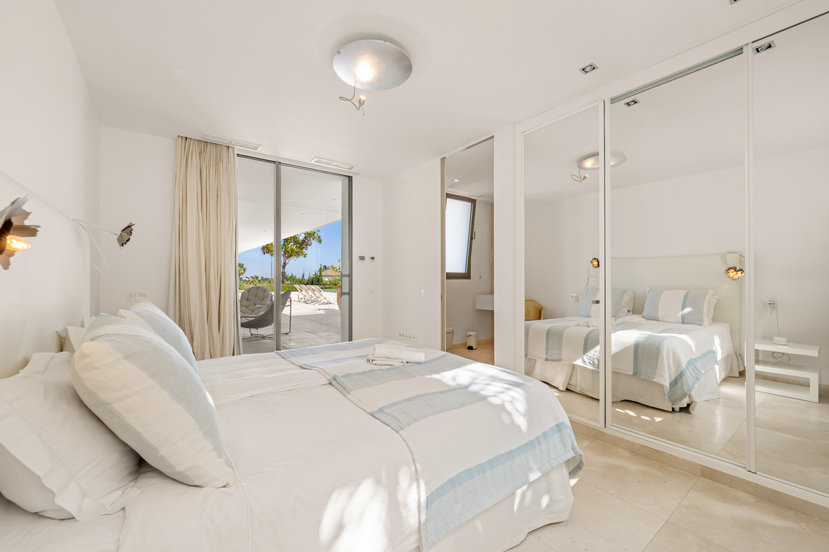 Se vende Villa - Chalet de 7 dormitorios en Costa Del Sol, Málaga, España