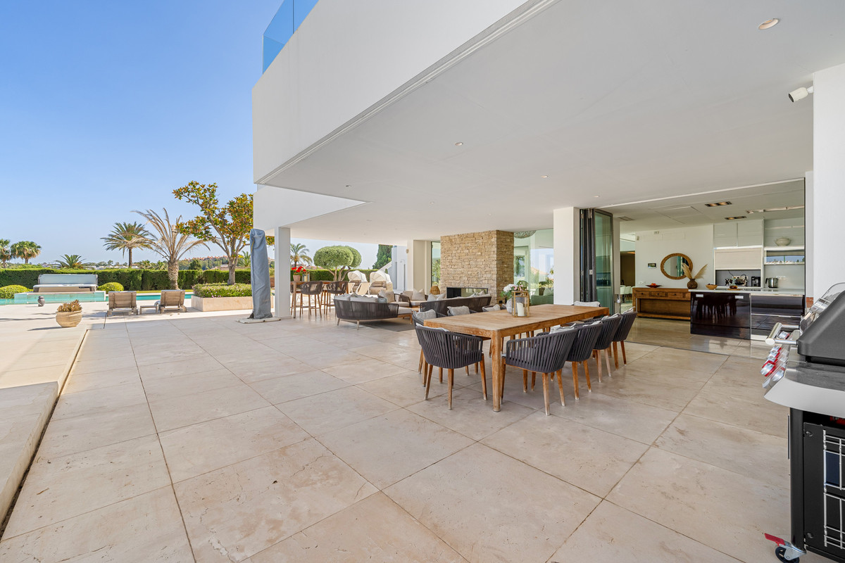 Se vende Villa - Chalet de 7 dormitorios en Costa Del Sol, Málaga, España