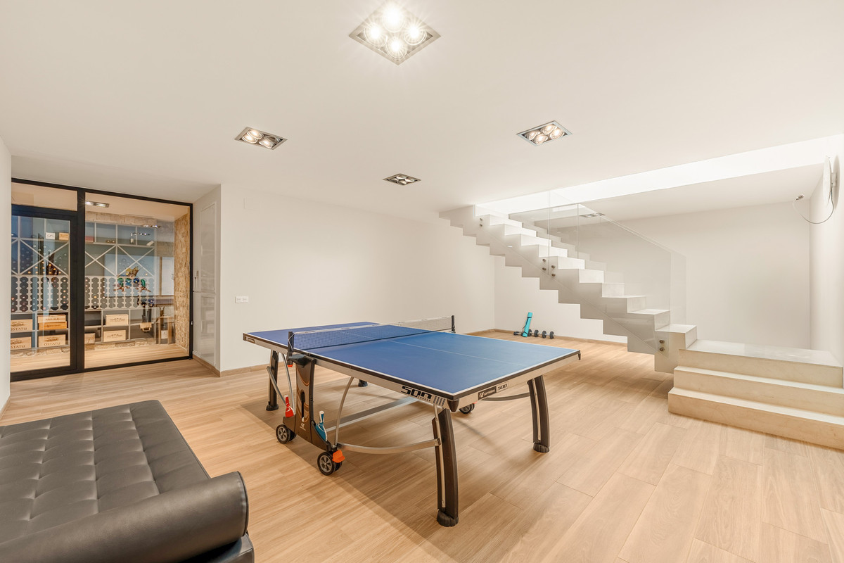 Se vende Villa - Chalet de 7 dormitorios en Costa Del Sol, Málaga, España