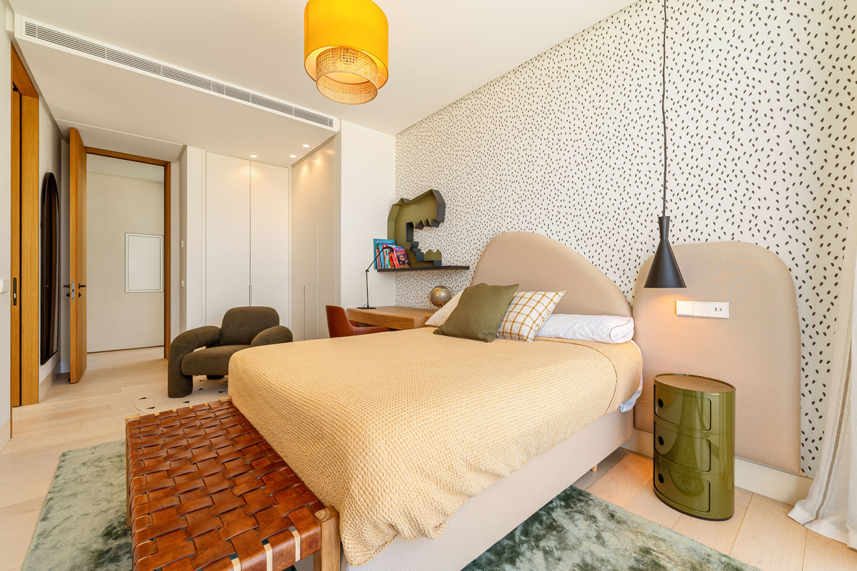 Se vende Villa - Chalet de 6 dormitorios en Costa Del Sol, Málaga, España