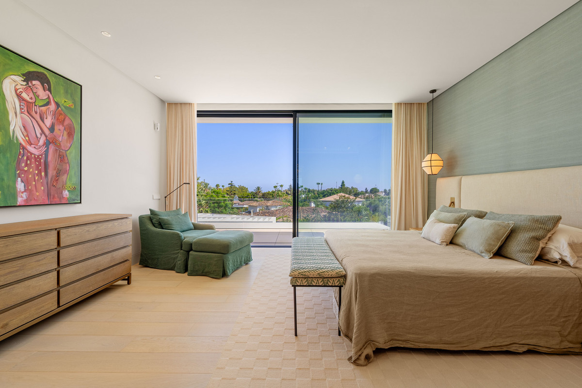 Se vende Villa - Chalet de 6 dormitorios en Costa Del Sol, Málaga, España