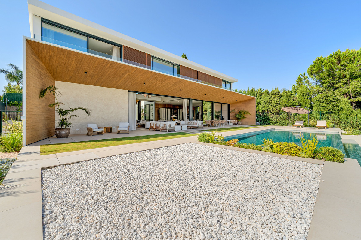 Se vende Villa - Chalet de 6 dormitorios en Costa Del Sol, Málaga, España