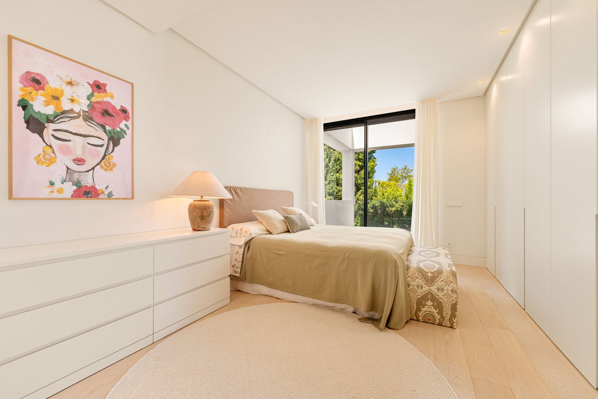 Se vende Villa - Chalet de 6 dormitorios en Costa Del Sol, Málaga, España