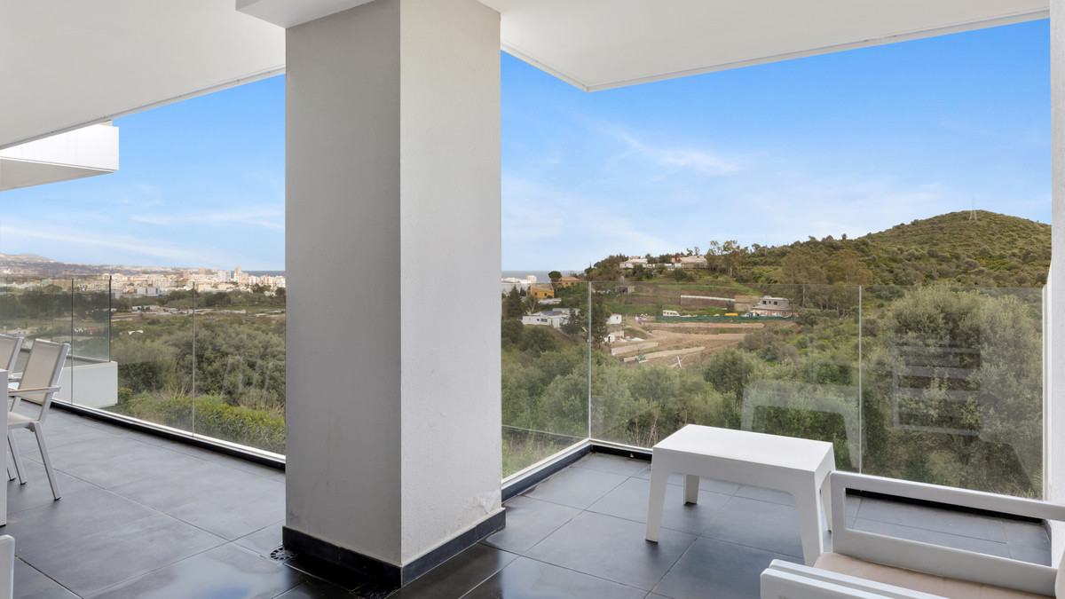 Se vende Apartamento Planta Media de 3 dormitorios en Costa Del Sol, Málaga, España