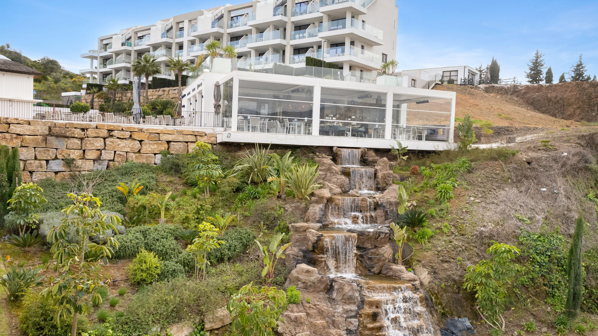 Se vende Apartamento Planta Media de 3 dormitorios en Costa Del Sol, Málaga, España
