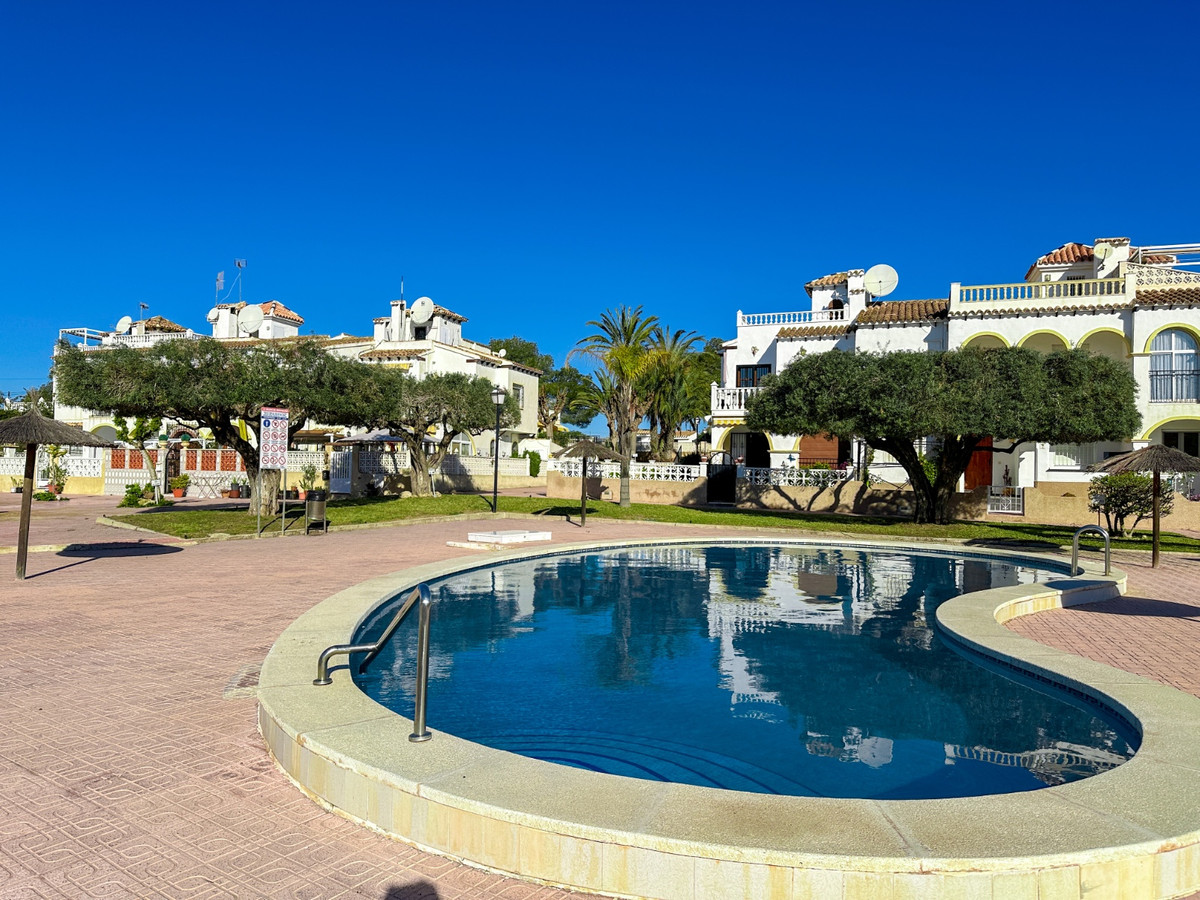 Se vende Apartamento Planta Baja de 1 dormitorios en Costa Blanca, Alicante, España