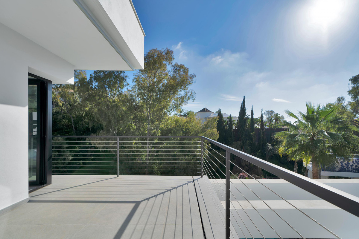 Se vende Villa - Chalet de 4 dormitorios en Costa Del Sol, Málaga, España