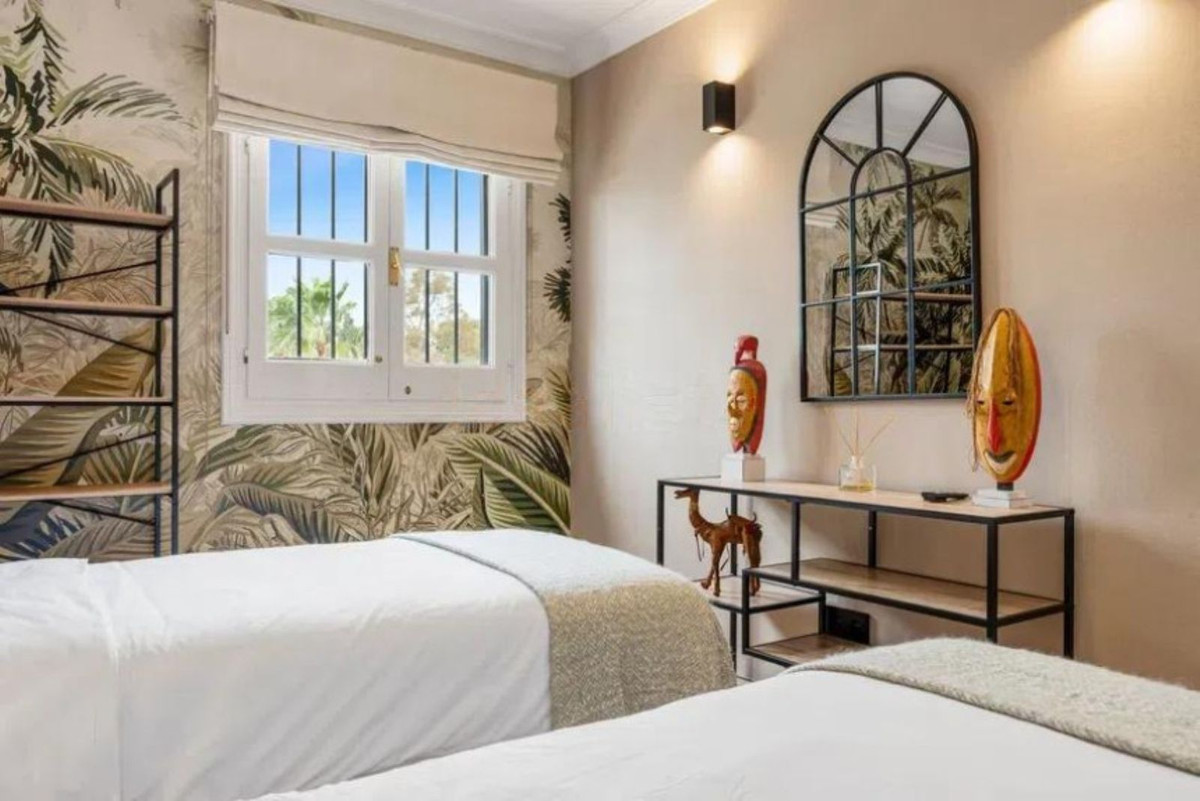 Se vende Apartamento Planta Media de 2 dormitorios en Costa Del Sol, Málaga, España