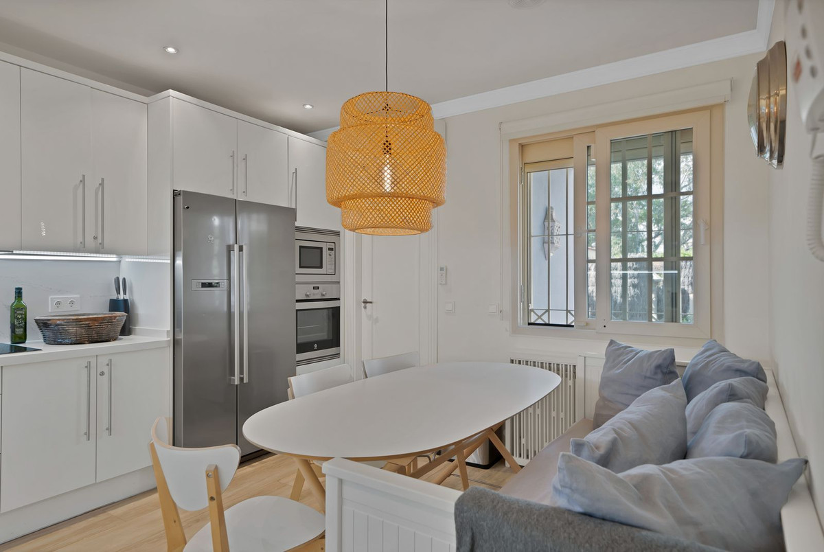 7 Bed Townhouse for sale in Puerto Banús Costa Del Sol, Málaga, Spain