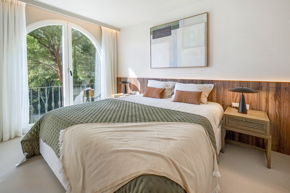 3 Bed Apartment for sale in La Quinta Costa Del Sol, Málaga, Spain