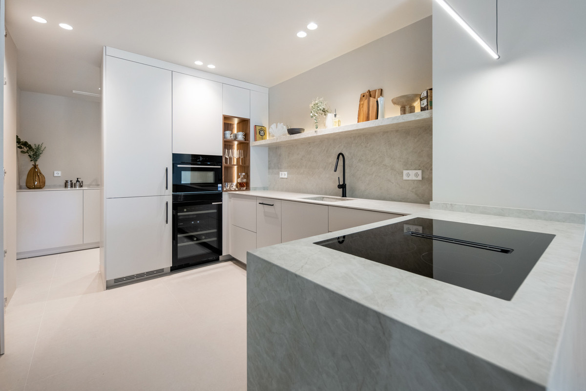 3 Bed Apartment for sale in La Quinta Costa Del Sol, Málaga, Spain