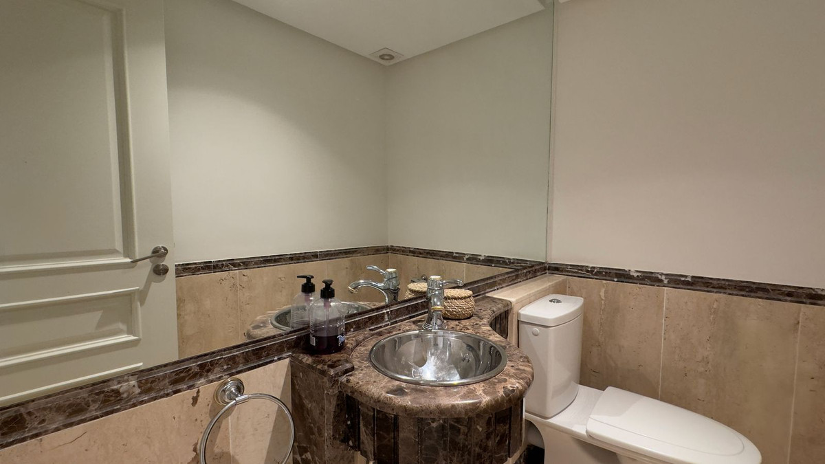 4 Bed Apartment for sale in Los Monteros Costa Del Sol, Málaga, Spain